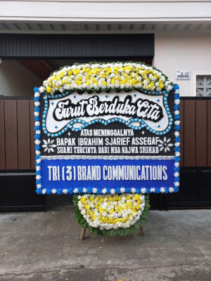 Papan Bunga Duka di Kebon Baru